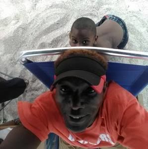 Meet your Posher, Chuck